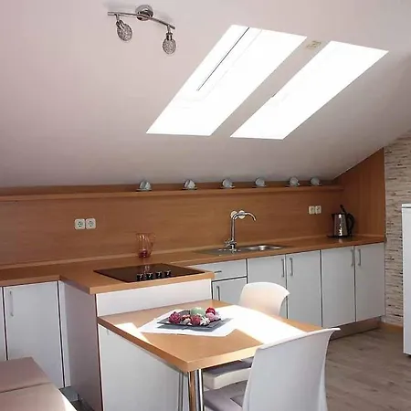 Guest house Five Complex In Makarska