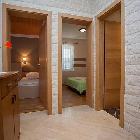 Guest house Five Complex In 3*