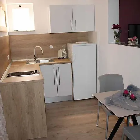 Guest house Five Complex In 3*