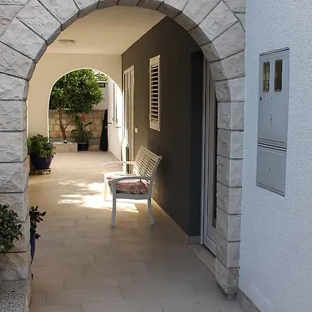 Guest house Five Complex In